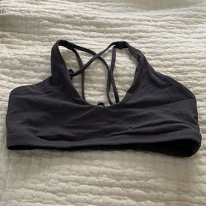 Lululemon bra size 10